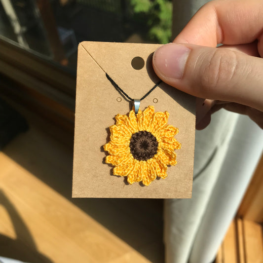 Sunflower/Daisy/Dahlia Pendant
