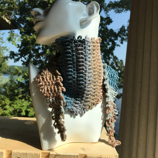 Beachy Basketweave Mini Scarf
