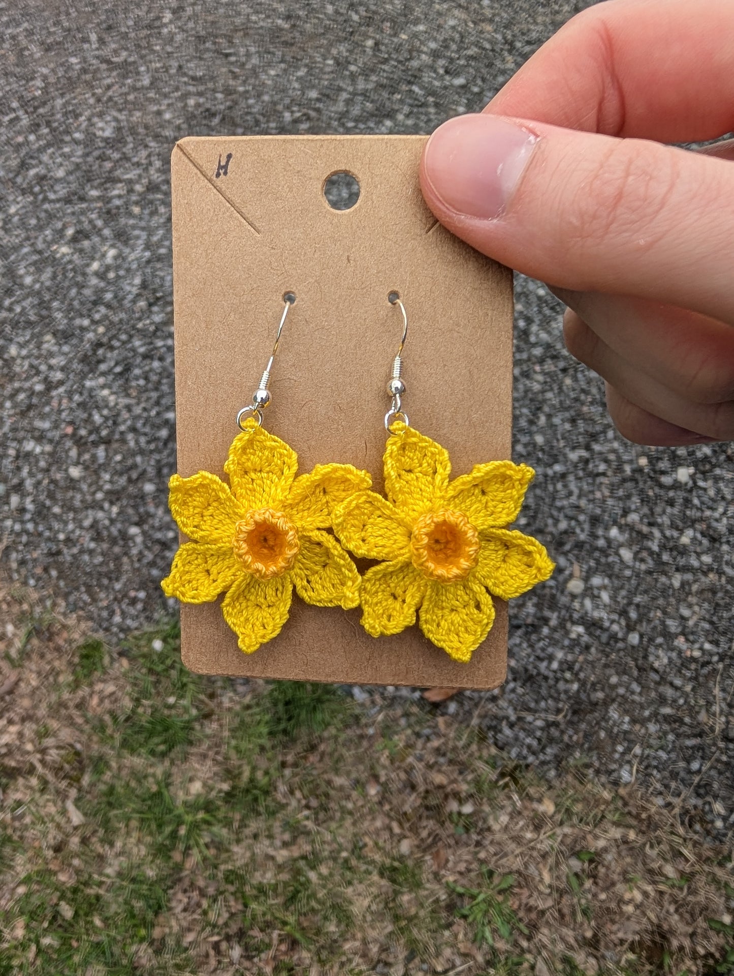 Daffodil Earrings