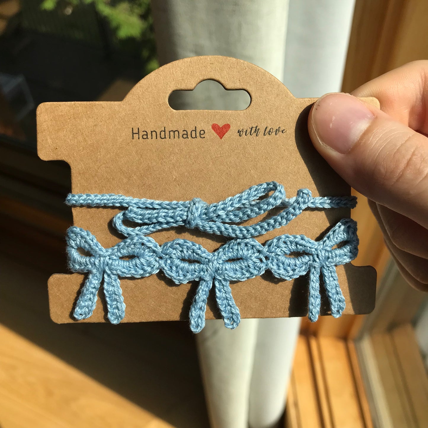 Bow Choker